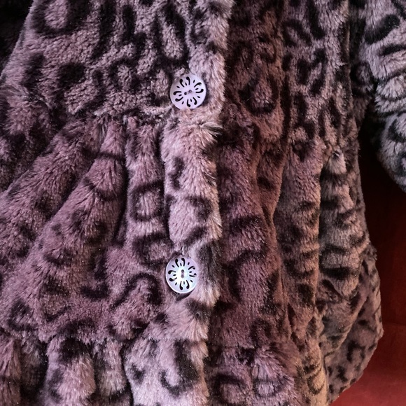 2T Faux Fur Swing Coat - Picture 2 of 6